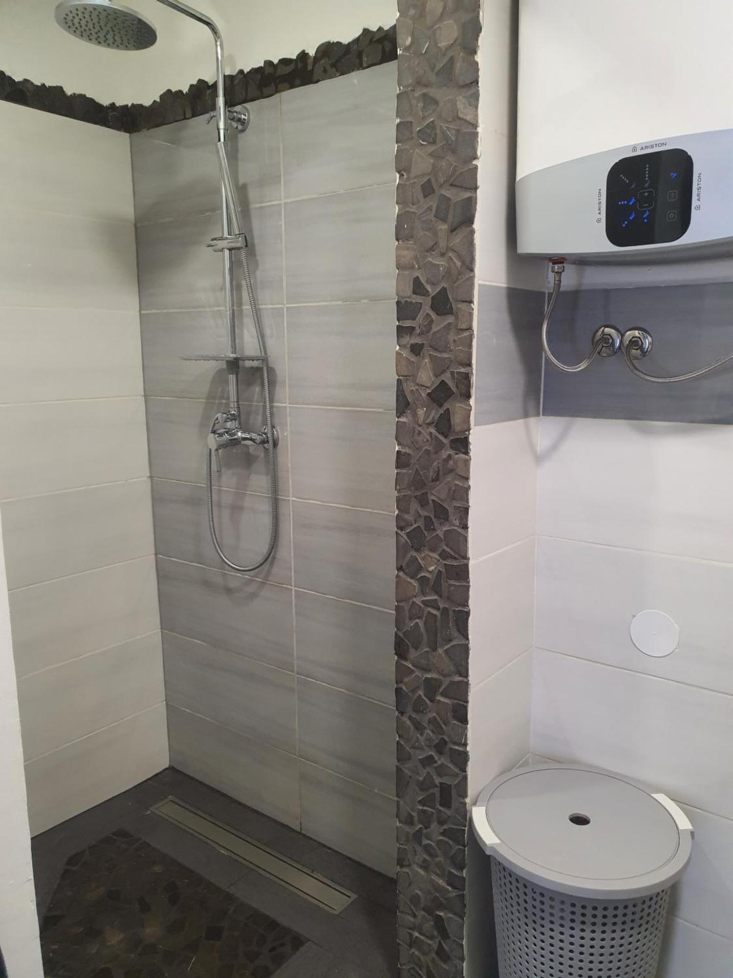 Apartamento Kuca Za Odmor Seahouse Karlobag Exterior foto